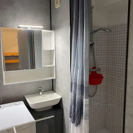 2p Cabine, 6 Couchages, Climatise, Piscine, A 150m De La Et 500m Des Commerces - Fr-1-249-141 * Агд