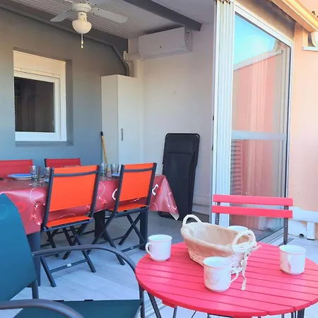 2p Cabine, 6 Couchages, Climatise, Piscine, A 150m De La Et 500m Des Commerces - Fr-1-249-141 * Агд