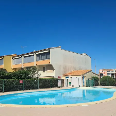 2p Cabine, 6 Couchages, Climatise, Piscine, A 150m De La Et 500m Des Commerces - Fr-1-249-141 Апартаменты Агд
